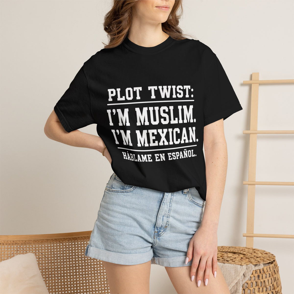Plot Twist: I'm Muslim, I'm Mexican T-Shirt — Bilingual Proud Tee (Háblame en Español)