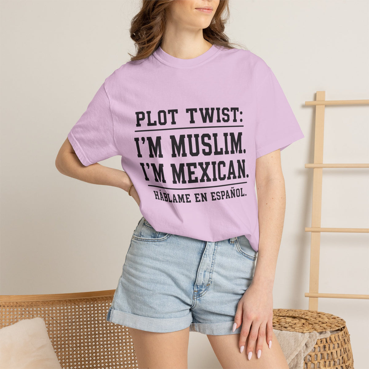 Plot Twist: I'm Muslim, I'm Mexican T-Shirt — Bilingual Proud Tee (Háblame en Español)